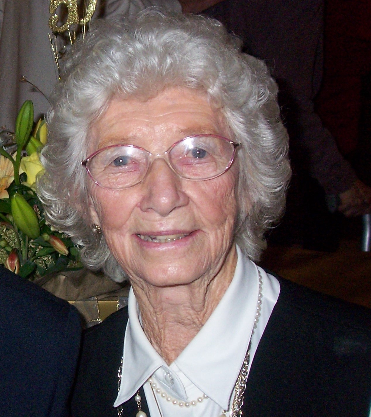 Joyce-V-Bakels_R2