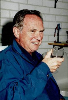 Tom-Halliburton-photo1024_1-e1672734707394