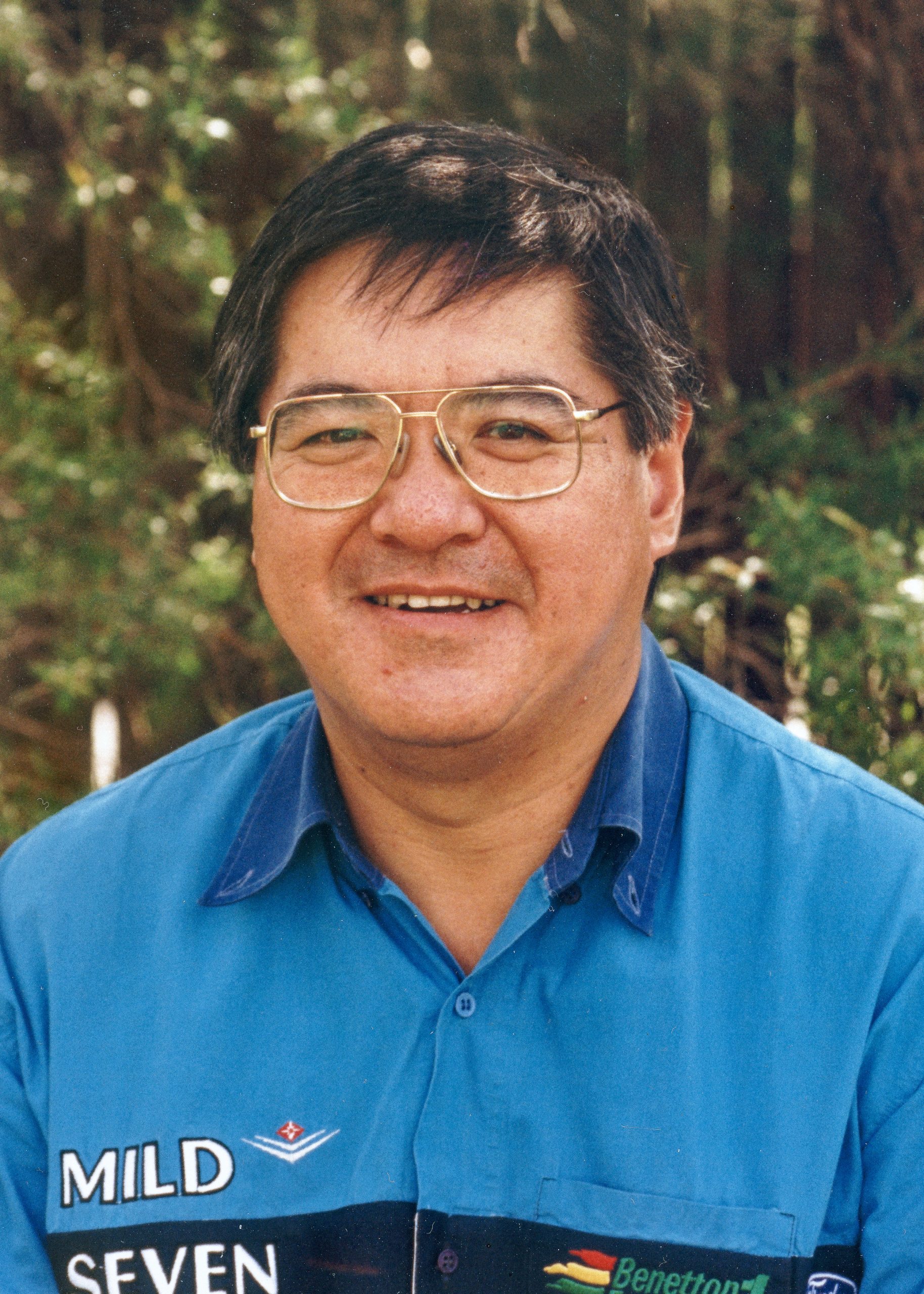 Booklet-Robert-edited-headshot-front-2-1-scaled-1
